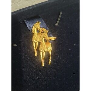Pair of Horses Brooch Gold Tone Vintage Equestrian Cowgirl Cowboy Western Ranch
